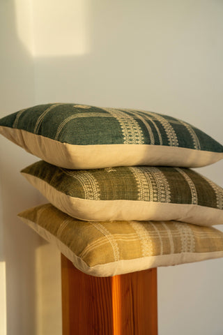 20x20 Bhujodi Wool Handloom Pillow, Sand