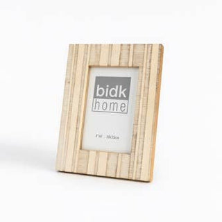 White & Light Grey Resin Picture Frame 4"x6”