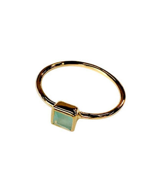 Dainty single stone gold ring