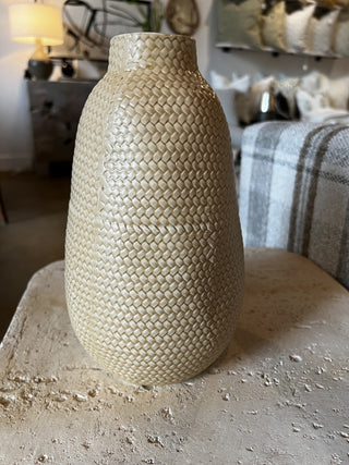 Textured basket weave vase