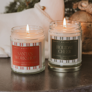 Santa's Workshop 9 oz Soy Candle - Christmas Decor